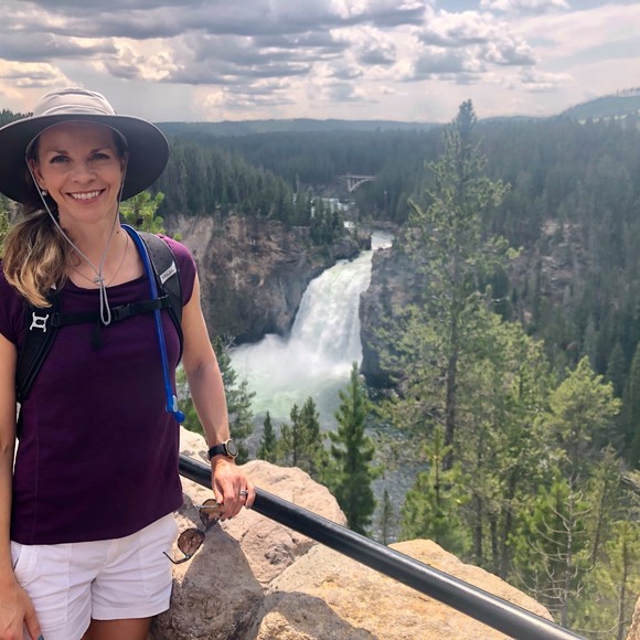 Meet your Posher, Kim - Picture 1 of 1